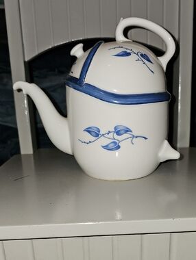 Rosenthal Tilt Teapot